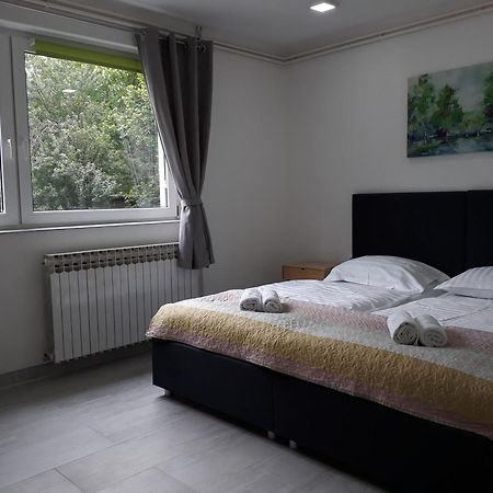 Private Home Rifat Dubrave Gornje 外观 照片