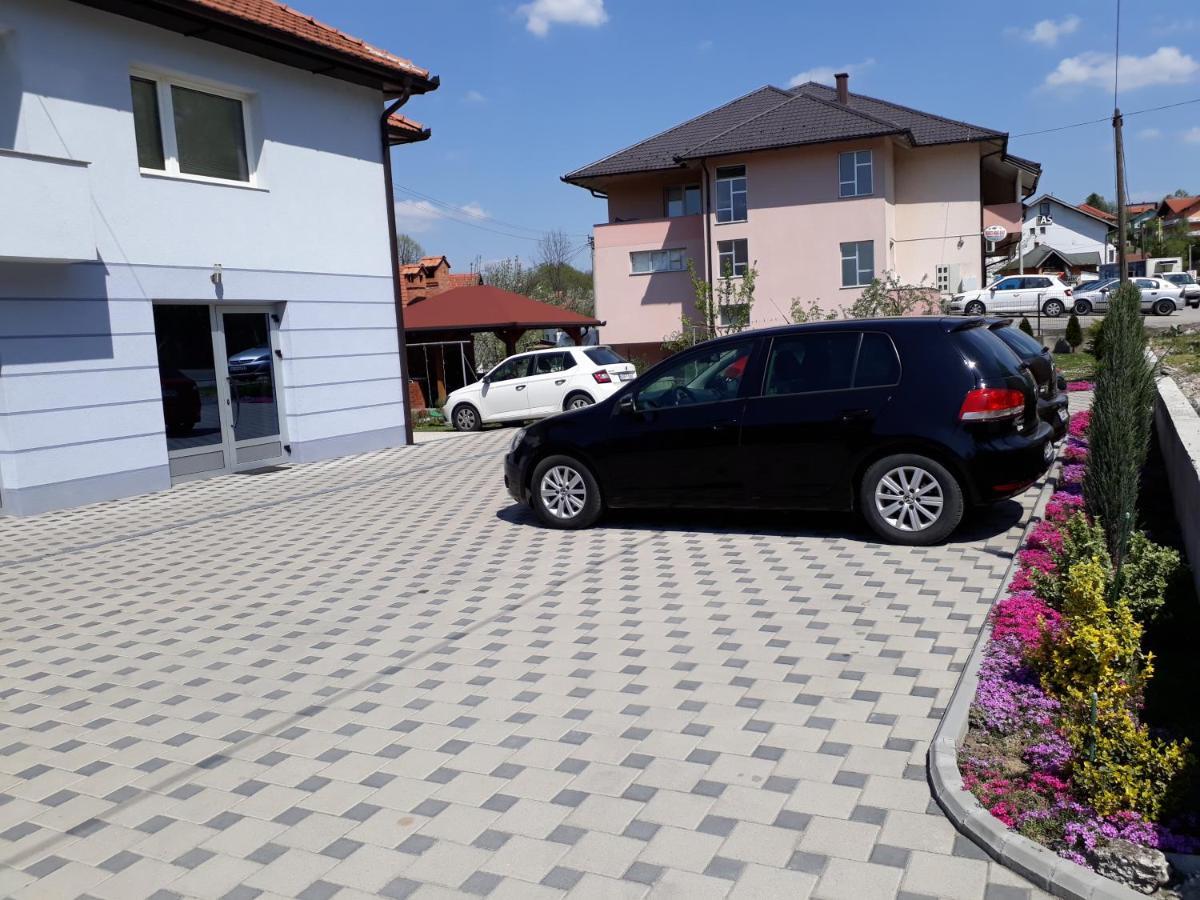 Private Home Rifat Dubrave Gornje 外观 照片